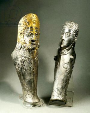 Gilded silver greaves from the Agighiol treasure